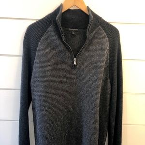 Banana Republic | men’s gray two tone 1/4 zip